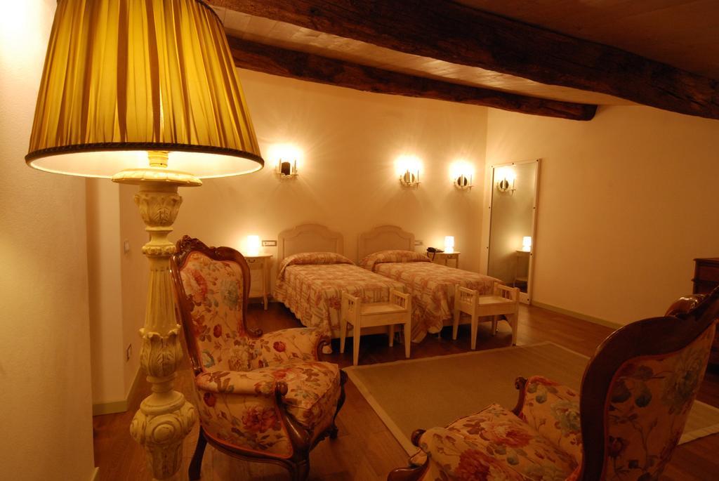 Locanda Del Re Guerriero San Pietro in Cerro Стая снимка