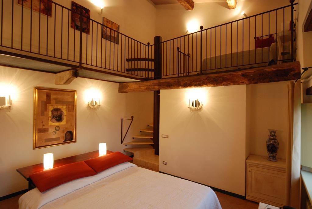 Locanda Del Re Guerriero San Pietro in Cerro Стая снимка