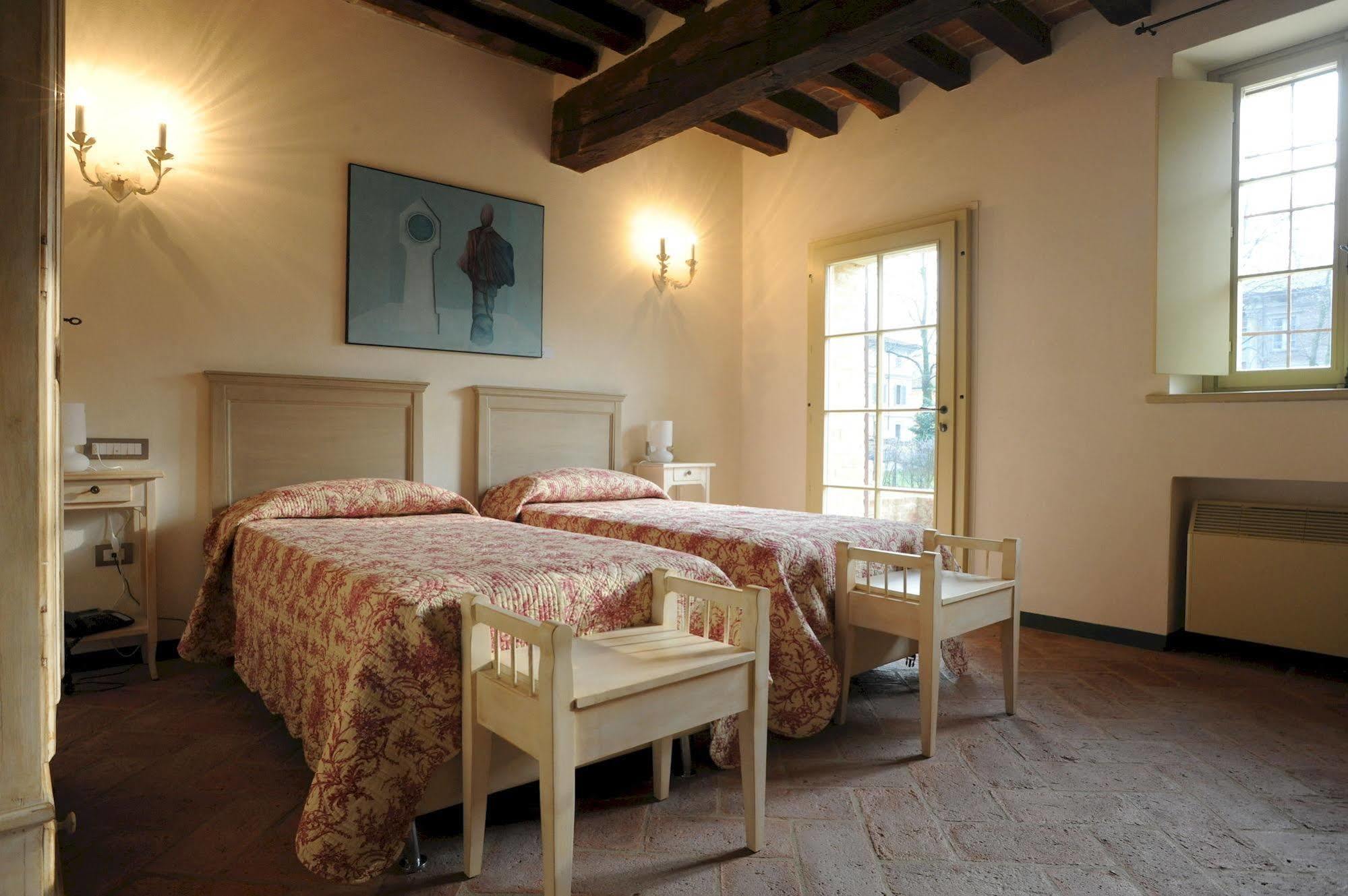 Locanda Del Re Guerriero San Pietro in Cerro Екстериор снимка