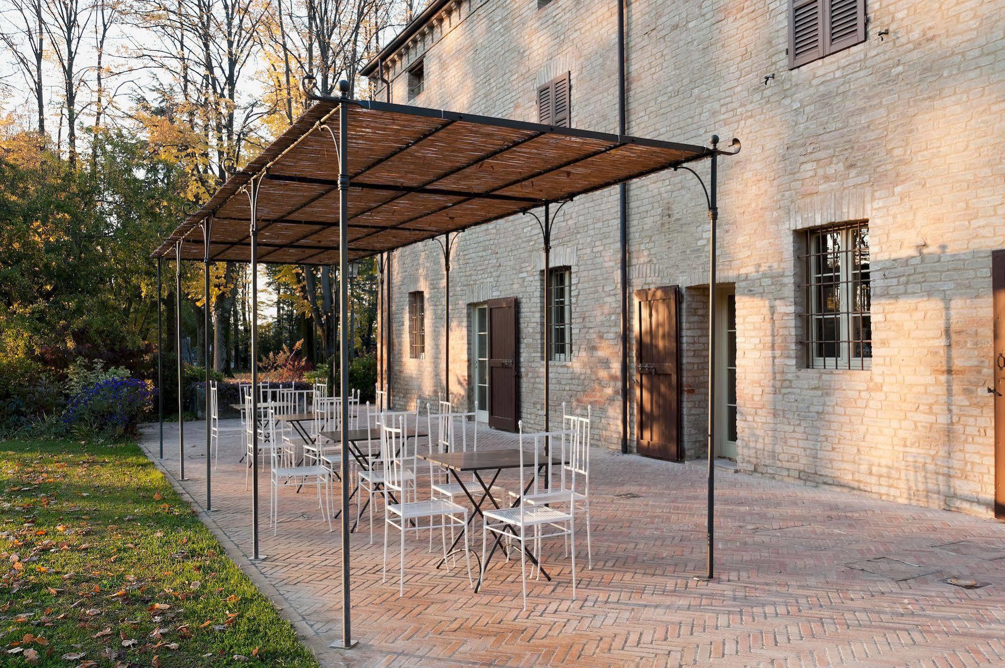 Locanda Del Re Guerriero San Pietro in Cerro Екстериор снимка